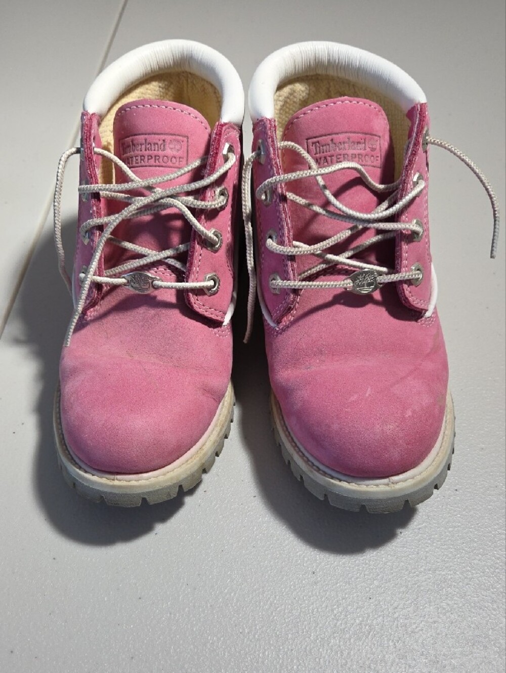 Timberland Pink Nubuck Lace-Up Ankle Boots with White Collar - Picture 3 of 8